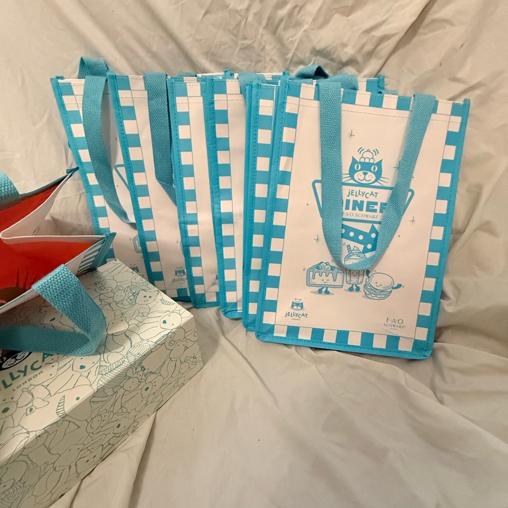 NWT Jellycat FAO Diner Exclusive Tote Bag!!